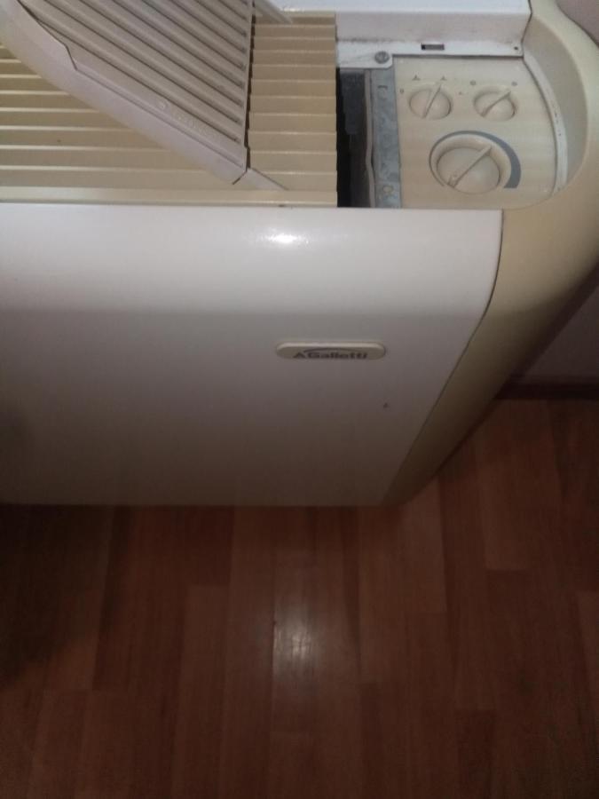 Oazis Wellness Apartman2 ไฮจ์ดุสโซบอสโล ภายนอก รูปภาพ
