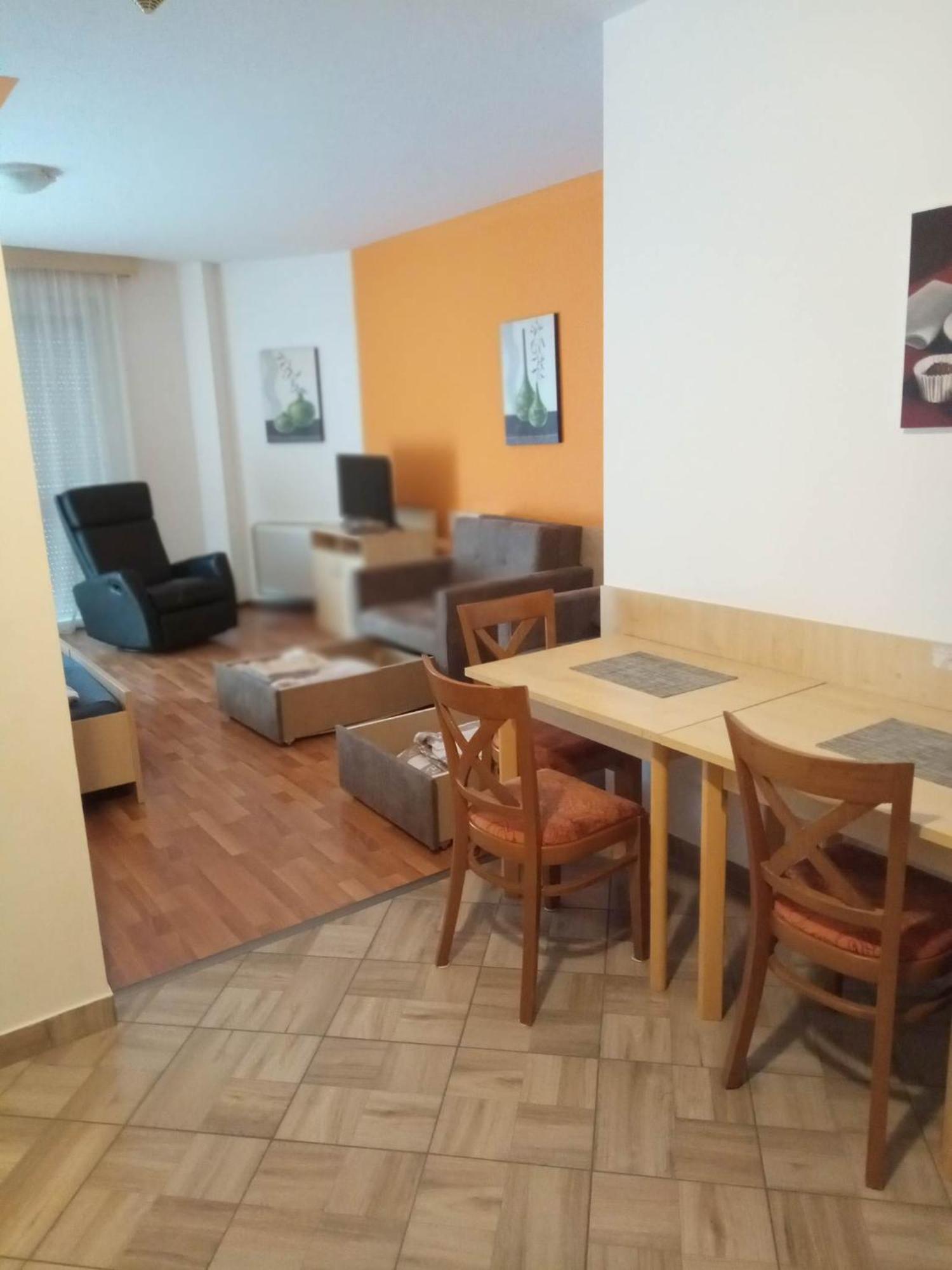 Oazis Wellness Apartman2 ไฮจ์ดุสโซบอสโล ห้อง รูปภาพ